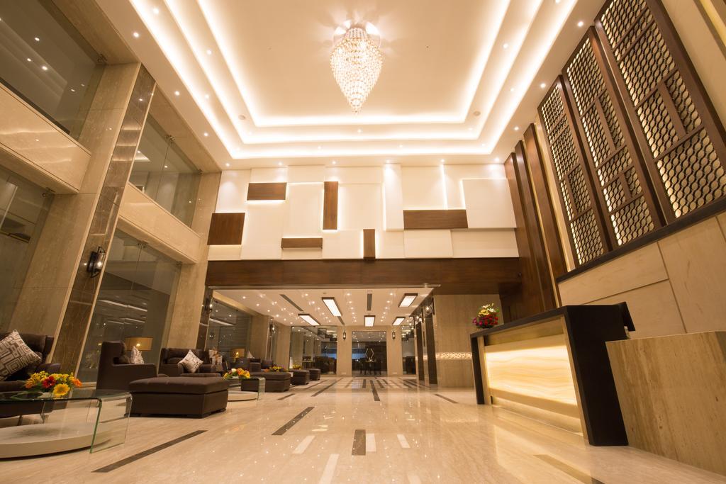 Kiscol Grands Hotel Coimbatore Zewnętrze zdjęcie