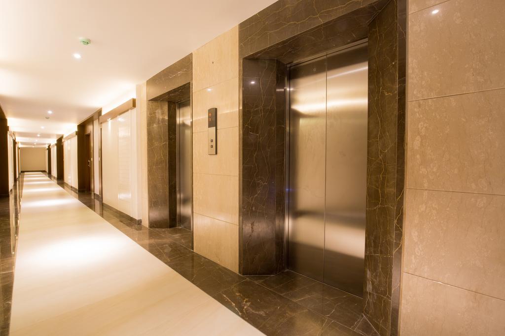 Kiscol Grands Hotel Coimbatore Zewnętrze zdjęcie