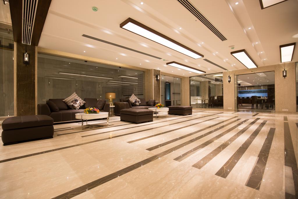 Kiscol Grands Hotel Coimbatore Zewnętrze zdjęcie