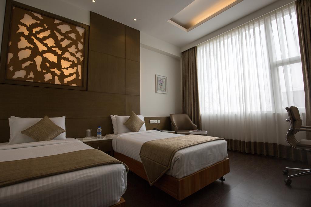 Kiscol Grands Hotel Coimbatore Zewnętrze zdjęcie