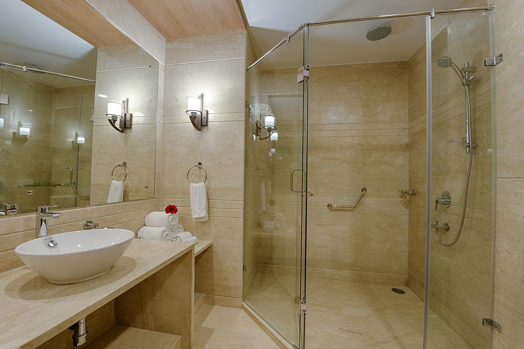 Kiscol Grands Hotel Coimbatore Zewnętrze zdjęcie