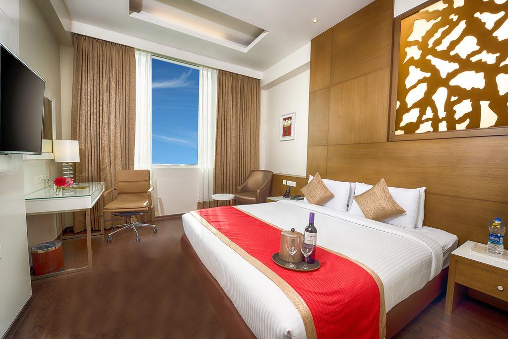 Kiscol Grands Hotel Coimbatore Zewnętrze zdjęcie